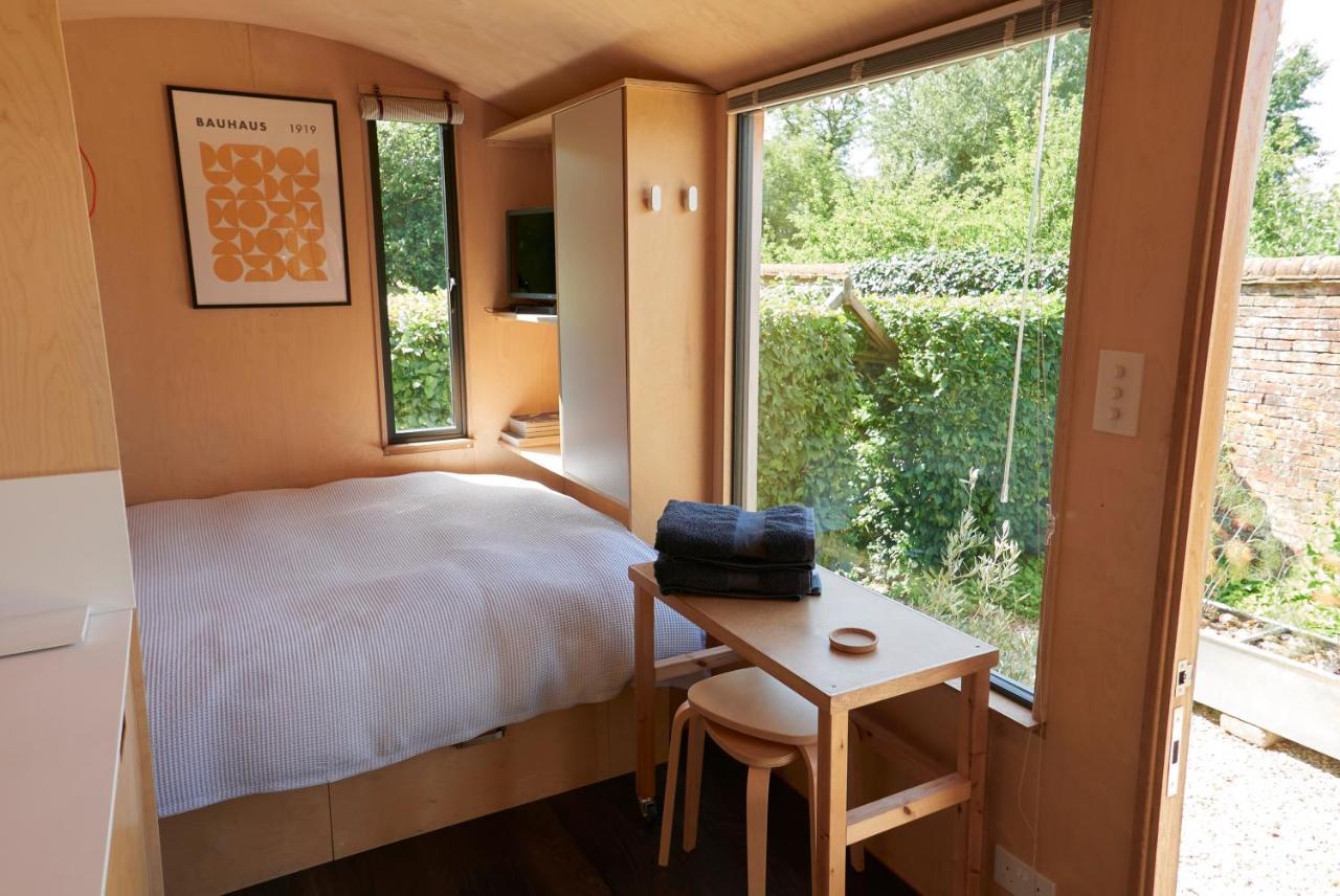 Villa Hut64 Alderbury Exterior foto